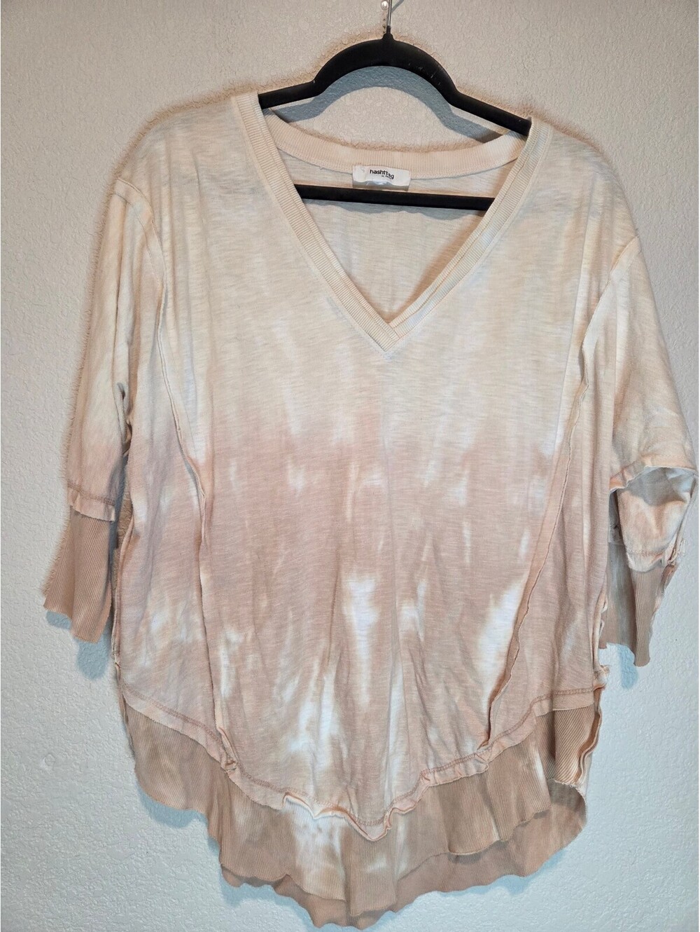 Hashttag Medium Tie-Dye V-Neck Quarter Sleeve Top